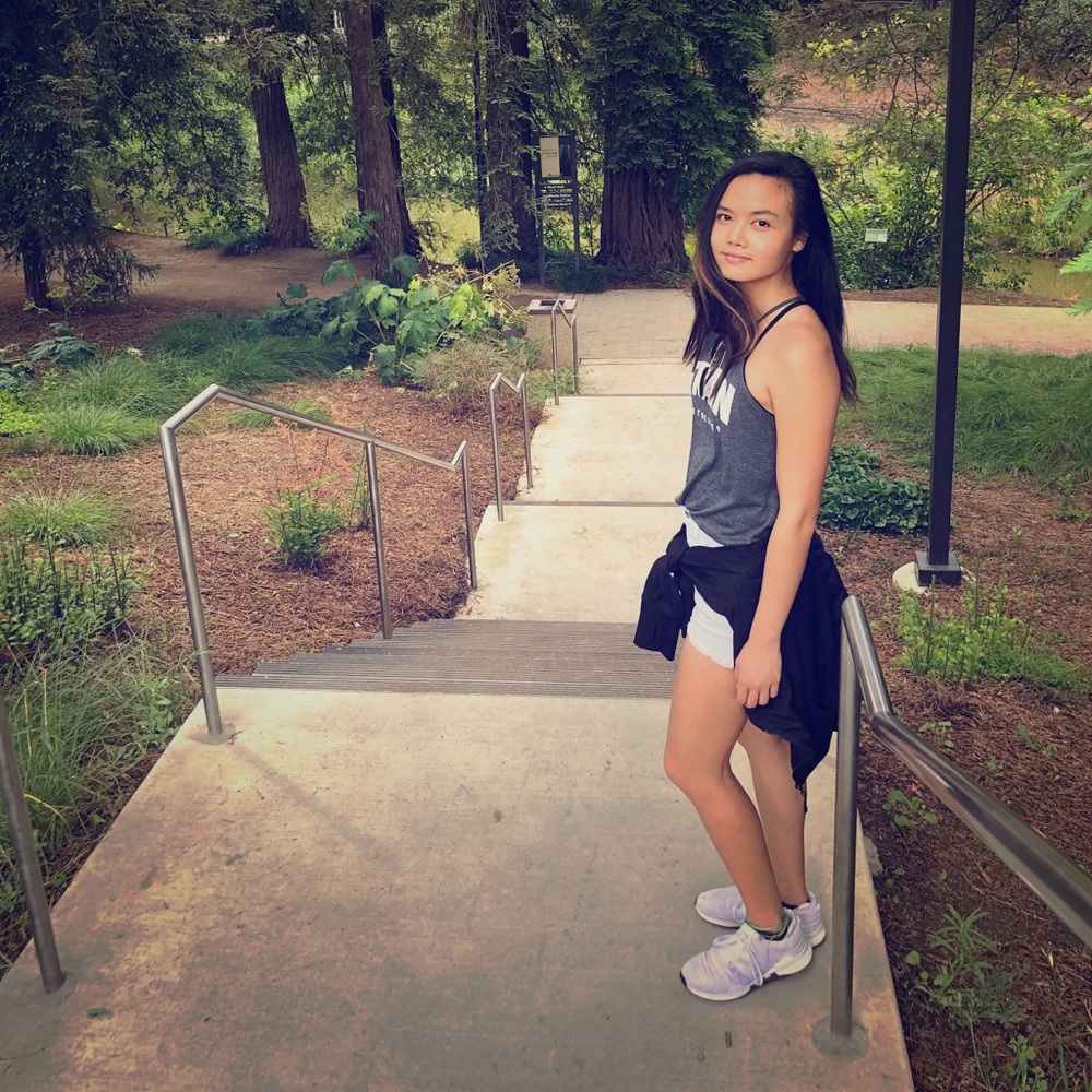 Meet your Posher, Natasha